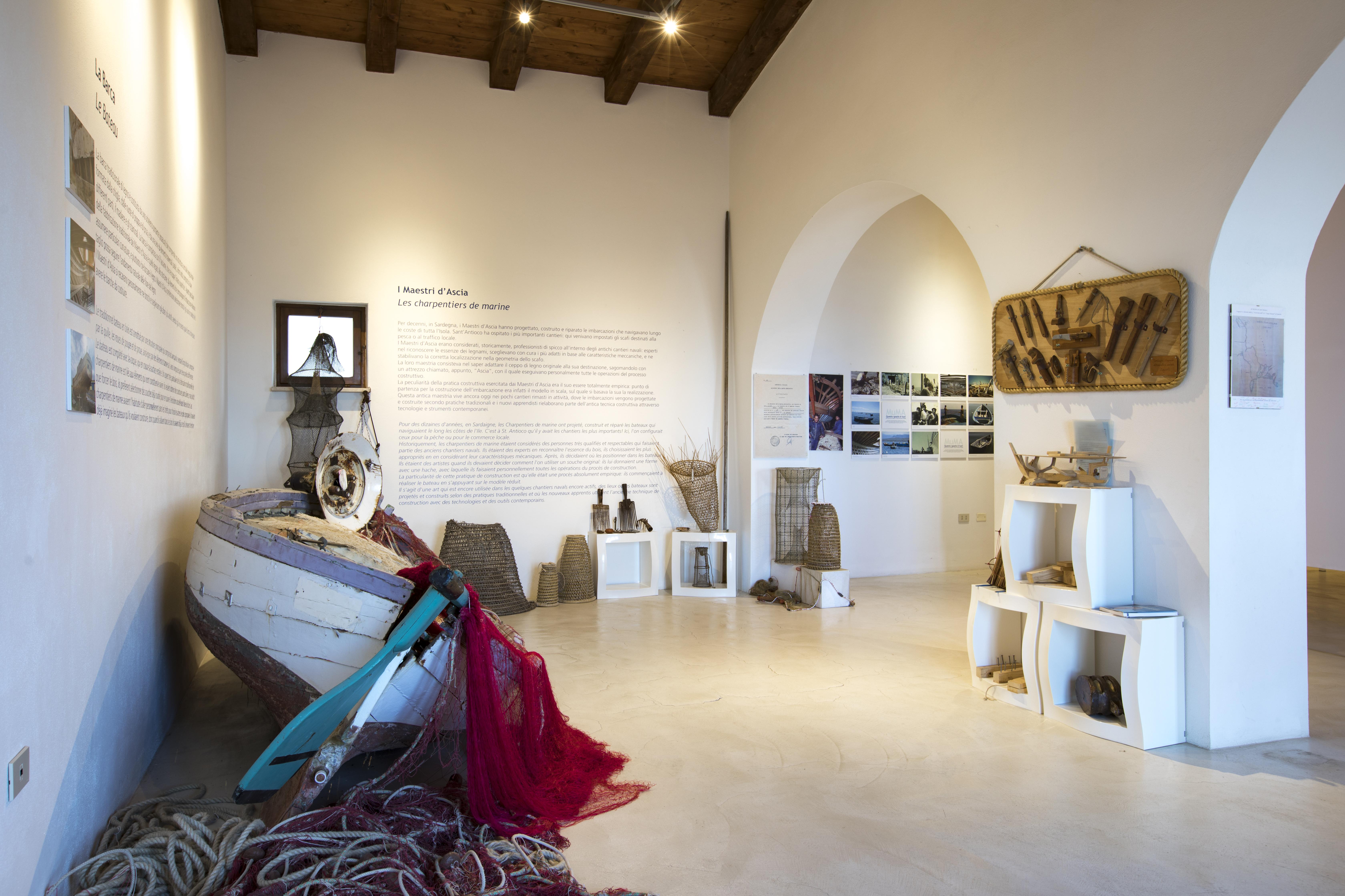 Muma Hostel SantʼAntìoco エクステリア 写真