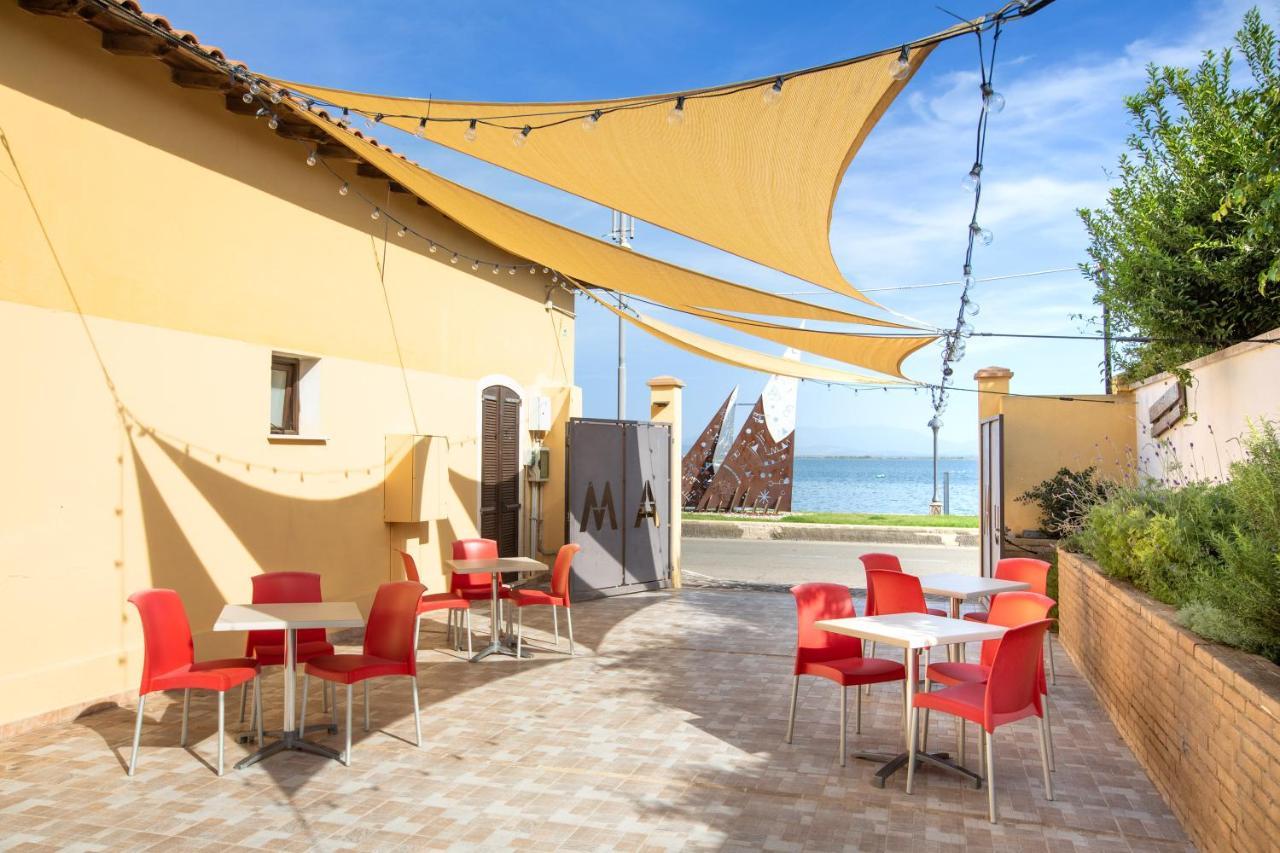 Muma Hostel SantʼAntìoco エクステリア 写真