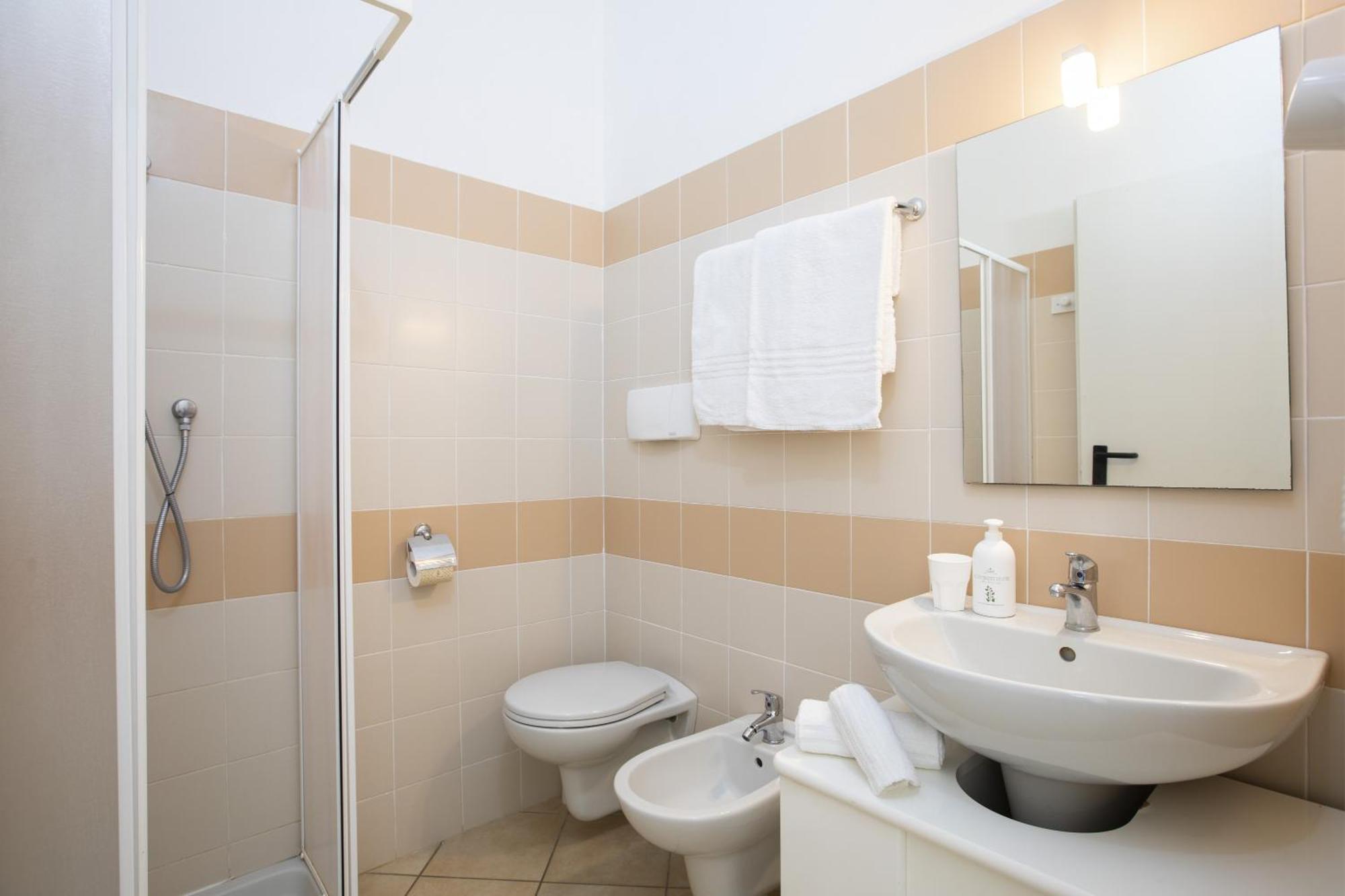 Muma Hostel SantʼAntìoco エクステリア 写真